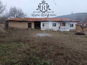 Продажба на имоти в гр. Хисаря, област Пловдив — страница 5 - изображение 4 