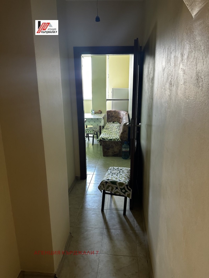 Продается  2 спальни Кърджали , Възрожденци , 87 кв.м | 77850827 - изображение [3]