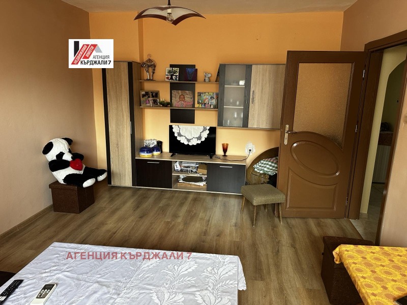 Продается  2 спальни Кърджали , Възрожденци , 87 кв.м | 77850827 - изображение [6]