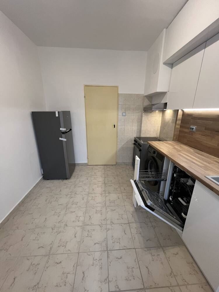 Продава 3-СТАЕН, гр. Пловдив, Кючук Париж, снимка 5 - Апартаменти - 55346261