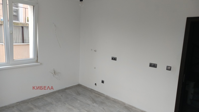 Продава КЪЩА, гр. Перник, Ралица, снимка 12 - Къщи - 52309032