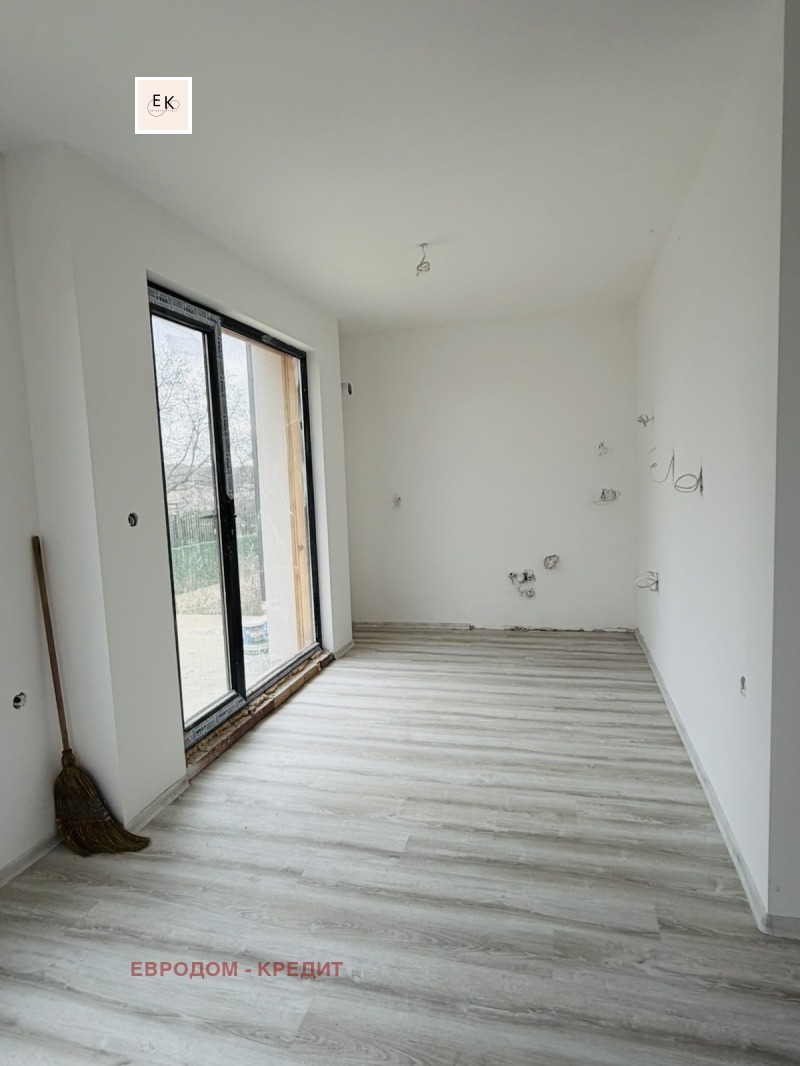 Продава КЪЩА, с. Богомилово, област Стара Загора, снимка 11 - Къщи - 53239551