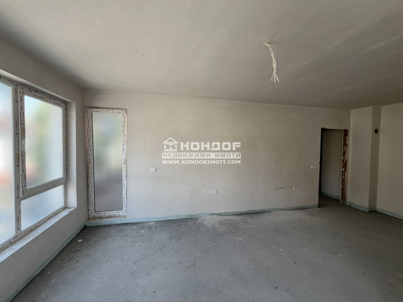 For Sale  1 bedroom Plovdiv , Tsentar , 71 sq.m | 62343652 - image [2]