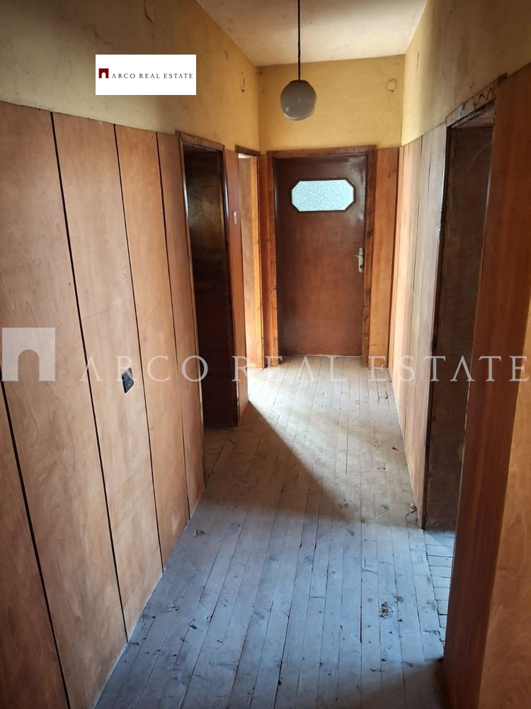 Продава ЕТАЖ ОТ КЪЩА, гр. Вършец, област Монтана, снимка 5 - Етаж от къща - 53149885