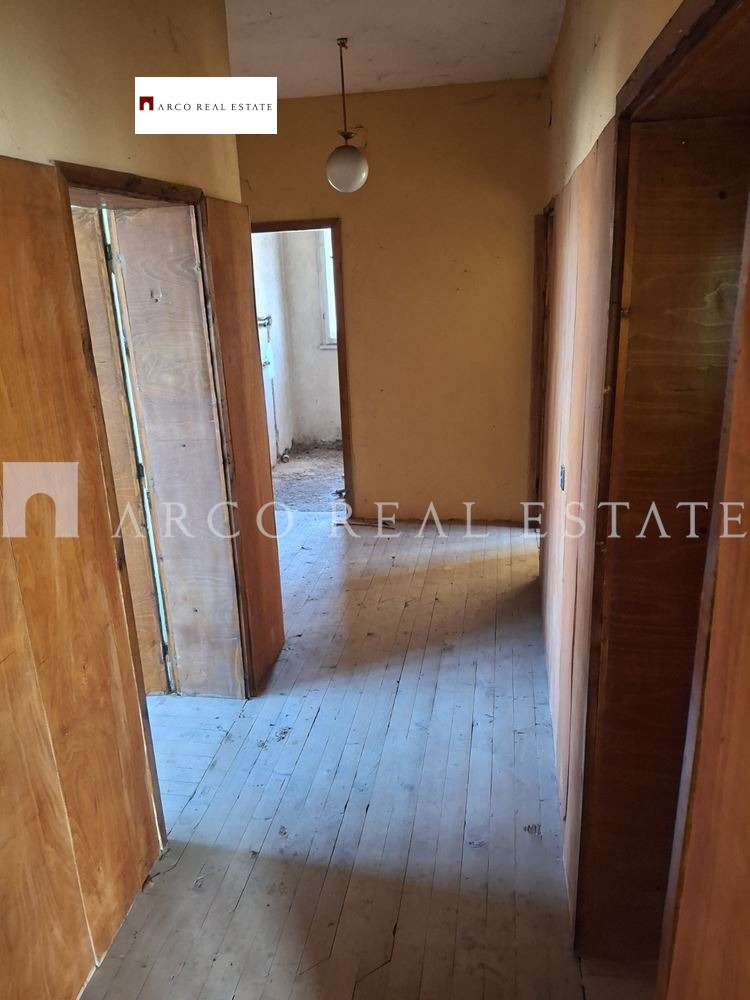 Продава ЕТАЖ ОТ КЪЩА, гр. Вършец, област Монтана, снимка 6 - Етаж от къща - 53149885