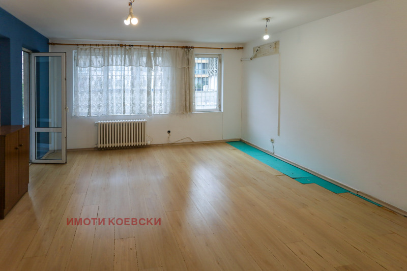 Продаја  1 спаваћа соба Софија , Белите брези , 71 м2 | 56213995 - слика [2]