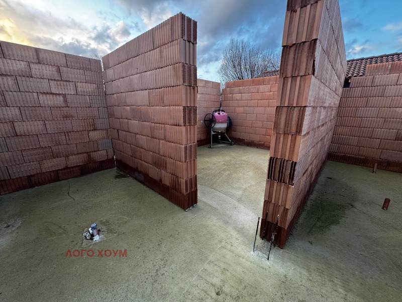 Продава КЪЩА, с. Аврен, област Варна, снимка 2 - Къщи - 53024127