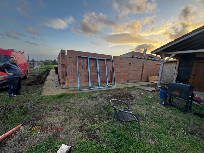 Продава КЪЩА, с. Аврен, област Варна, снимка 5 - Къщи - 53024127