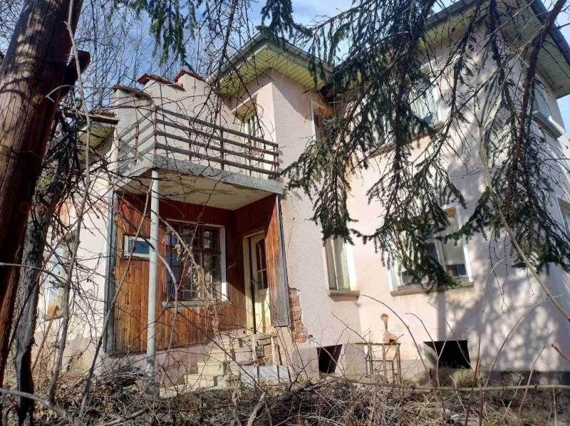 Na prodej  Spiknutí oblast Loveč , Orešak , 1850 m2 | 81284154