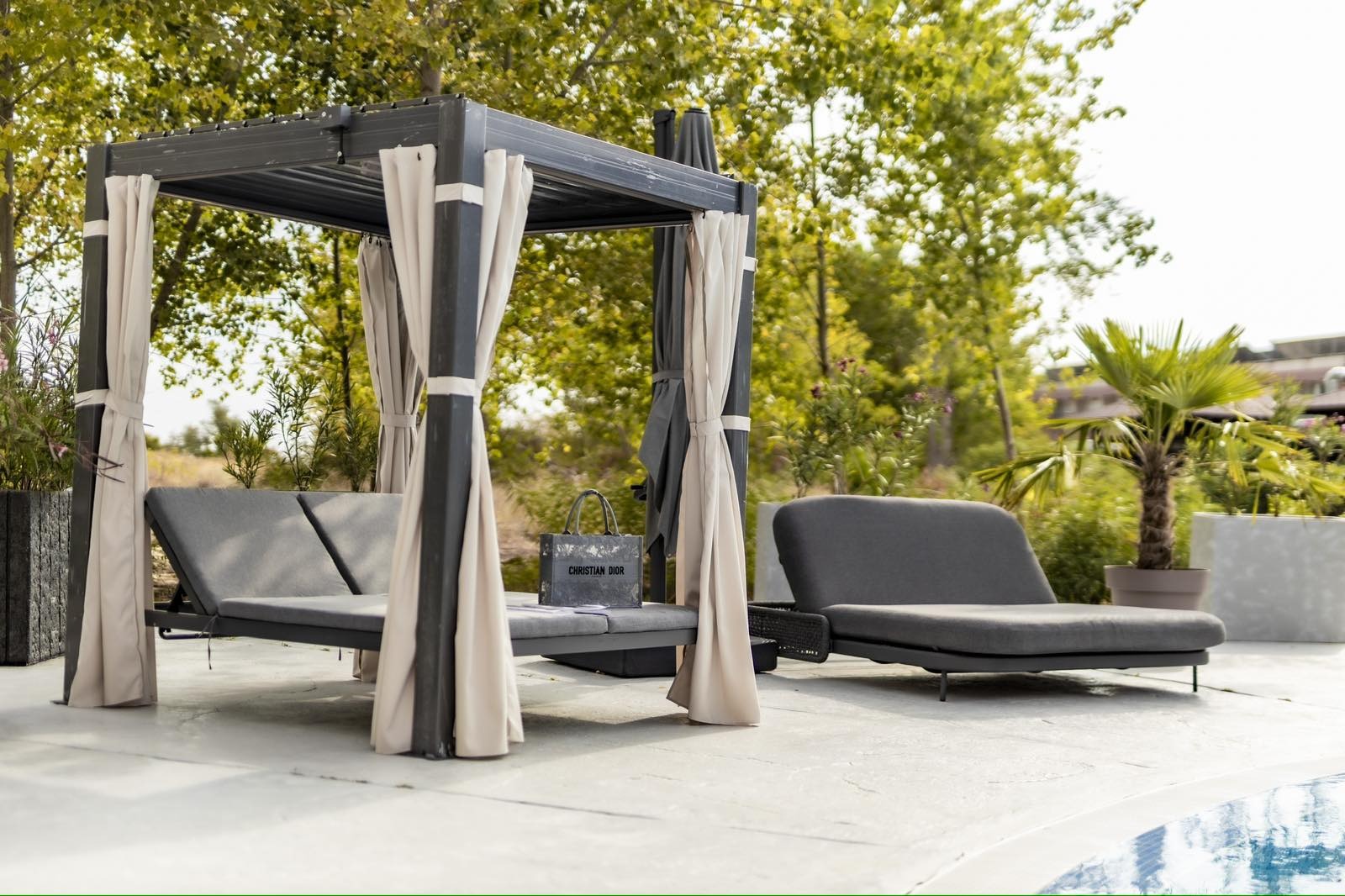 Продава МНОГОСТАЕН, гр. Несебър, област Бургас