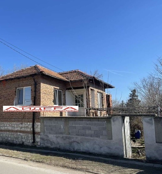 Продава  Къща област Пловдив , с. Белозем , 130 кв.м | 26278770 - изображение [2]