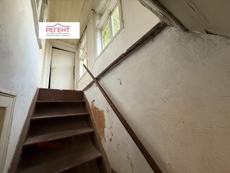 Продава КЪЩА, гр. Габрово, Център, снимка 5 - Къщи - 51265357