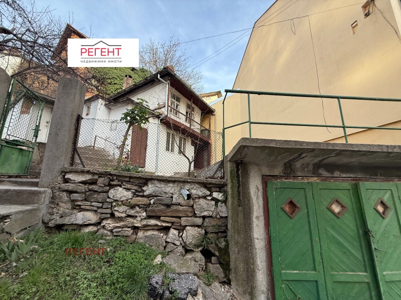Продава КЪЩА, гр. Габрово, Център, снимка 15 - Къщи - 51265357