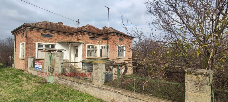 Продава КЪЩА, с. Пчелник, област Варна