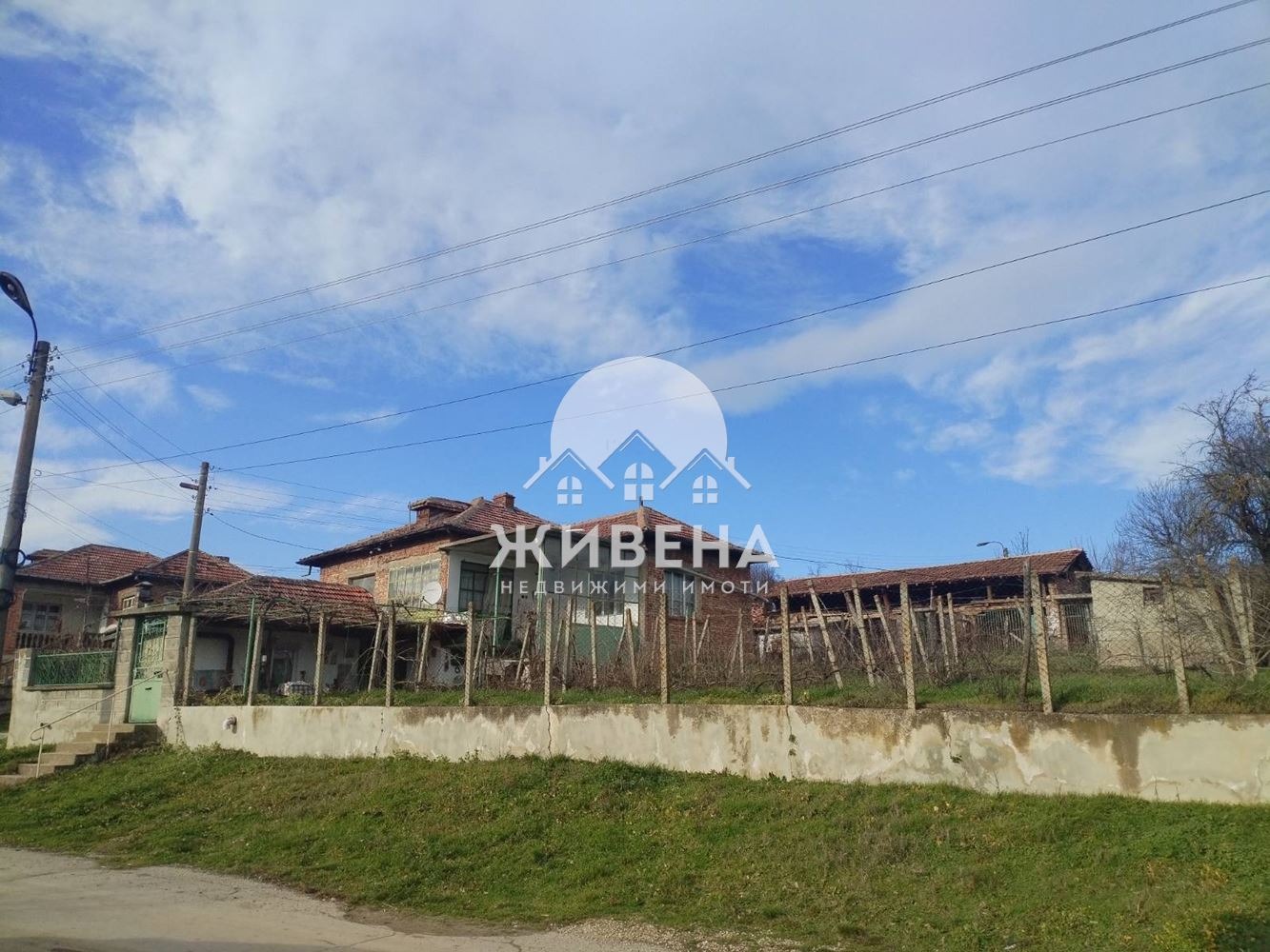 Продава КЪЩА, с. Боряна, област Варна, снимка 2 - Къщи - 53042007