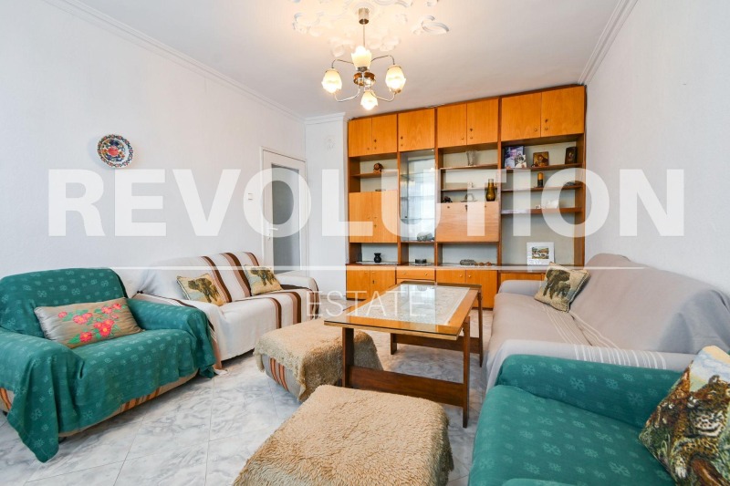 Продава 3-СТАЕН в град София, Младост 1 - 90 кв.м / 322 000 € » 629 777.26 лв., РЕВОЛЮШЪН ЕСТЕЙТ