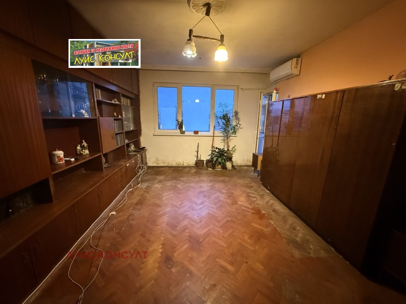 Продава 2-СТАЕН, гр. Монтана, Идеален център, снимка 11 - Апартаменти - 52603371