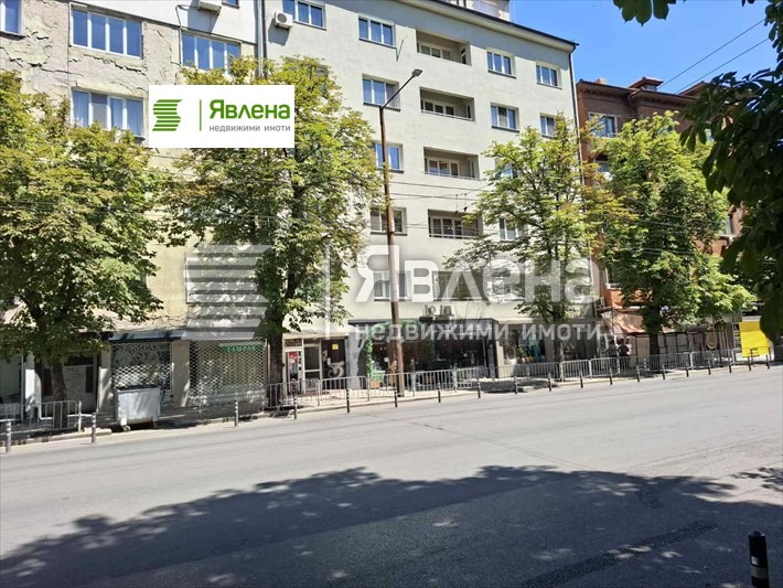 Продава 2-СТАЕН, гр. София, Център