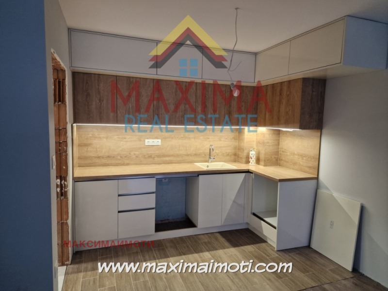 À venda  2 quartos Plovdiv , Kiutchuk Parij , 70 m² | 11171590