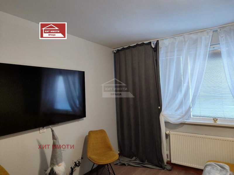 Продава ЕТАЖ ОТ КЪЩА, гр. Враца, Център, снимка 4 - Етаж от къща - 52934796