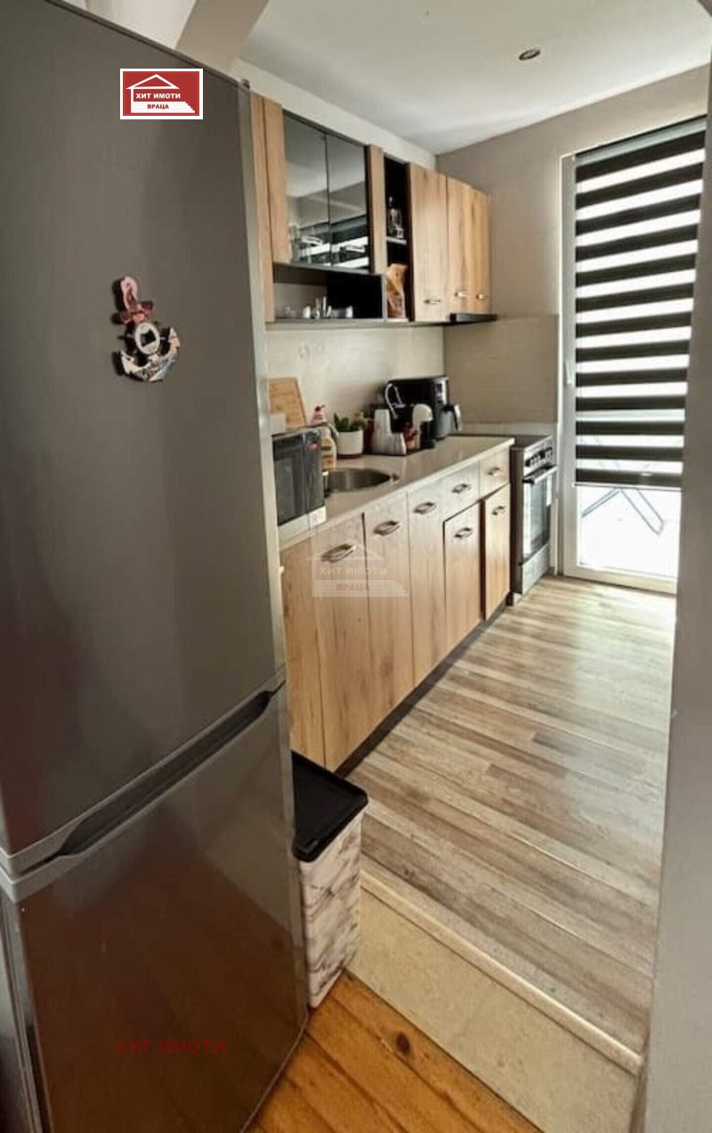 Продава ЕТАЖ ОТ КЪЩА, гр. Враца, Център