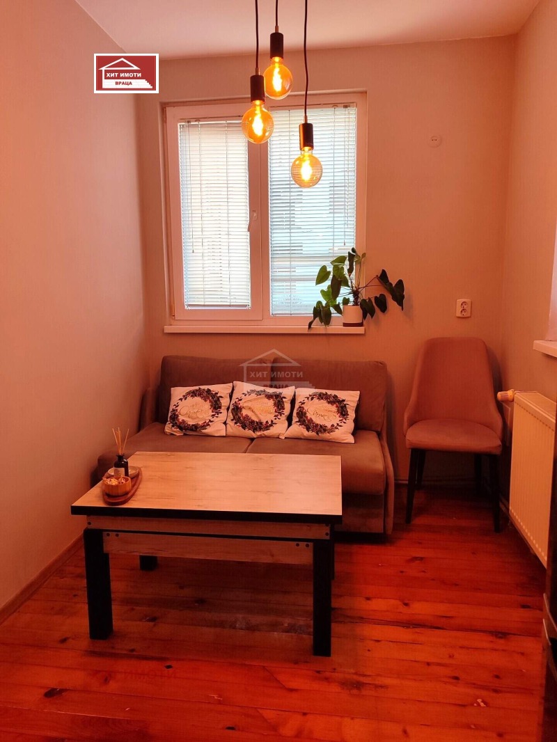 Продава ЕТАЖ ОТ КЪЩА, гр. Враца, Център, снимка 6 - Етаж от къща - 52934796