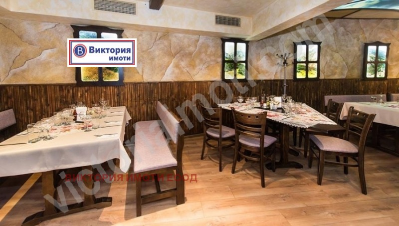 En venta  Bar; Cafetería Veliko Tarnovo , Kolyu Ficheto , 290 metros cuadrados | 91876458