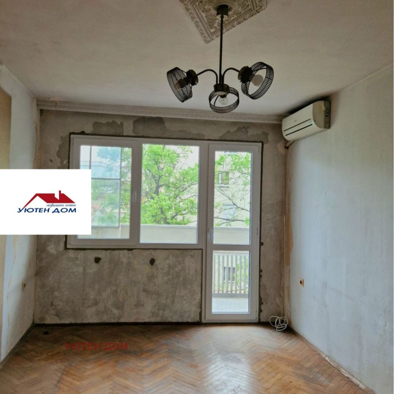 Na prodej  1 ložnice Šumen , Centar , 62 m2 | 55960922 - obraz [2]