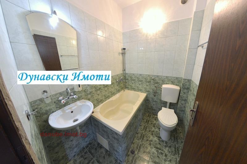 Продава 2-СТАЕН, гр. Русе, Център, снимка 13 - Апартаменти - 54947104