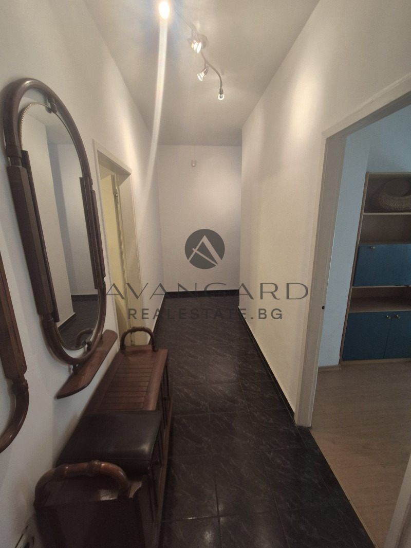 For Sale  2 bedroom Plovdiv , Izgrev , 66 sq.m | 84363398 - image [8]