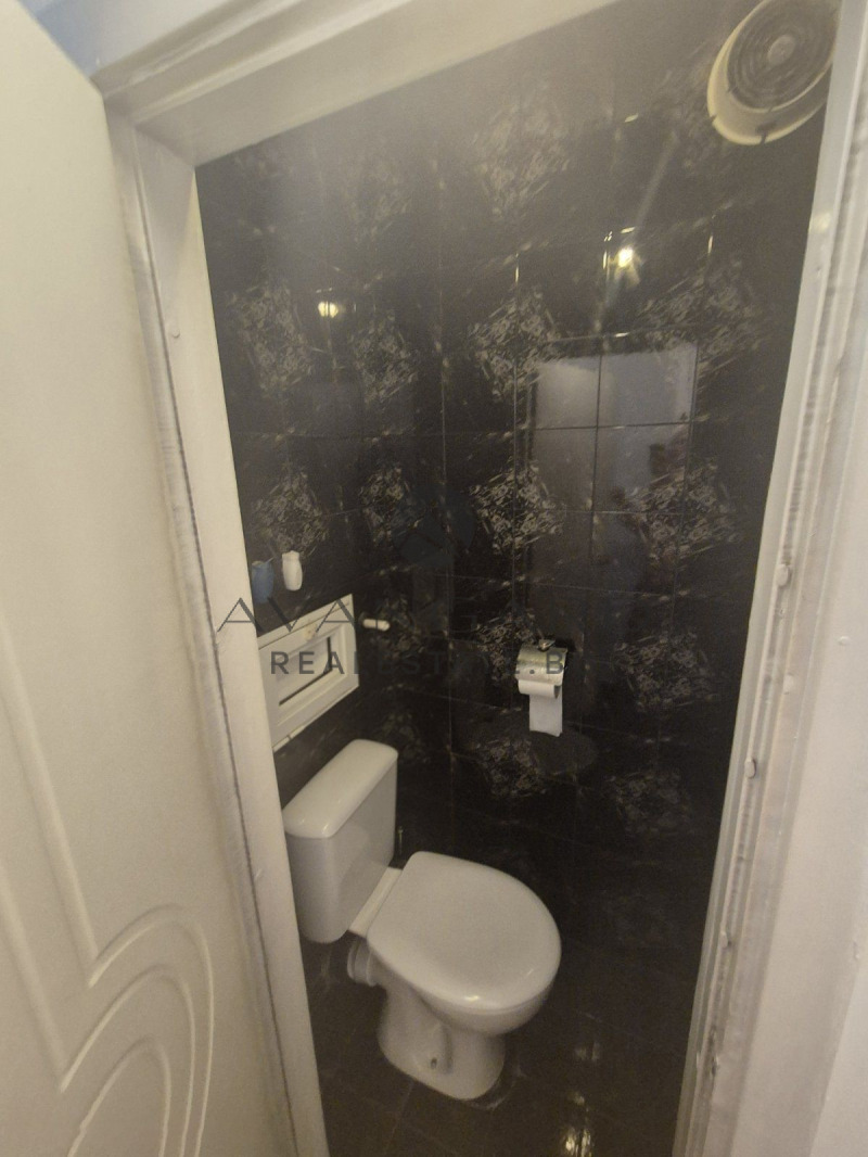 For Sale  2 bedroom Plovdiv , Izgrev , 66 sq.m | 84363398 - image [9]