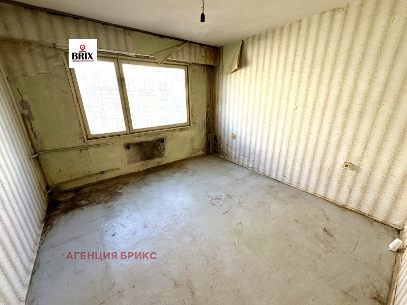 Продава 3-СТАЕН, гр. Русе, Здравец Изток, снимка 2 - Апартаменти - 53325844