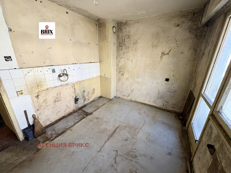 Продава 3-СТАЕН, гр. Русе, Здравец Изток, снимка 4 - Апартаменти - 53325844