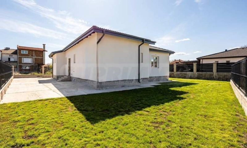 Te koop  Huis regio Plovdiv , Krumovo , 187 m² | 18975443 - afbeelding [2]