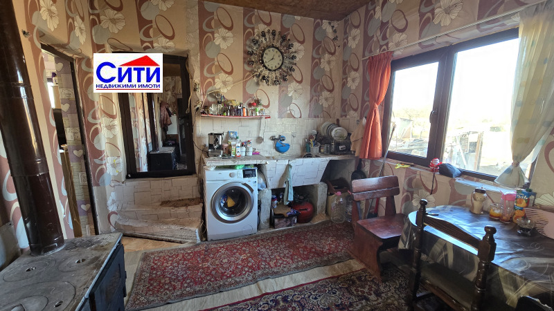 Продава КЪЩА, с. Крали Марко, област Пазарджик, снимка 2 - Къщи - 53183559