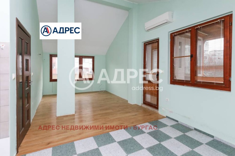 Продава 2-СТАЕН, гр. Бургас, Лазур, снимка 2 - Aпартаменти - 49316160