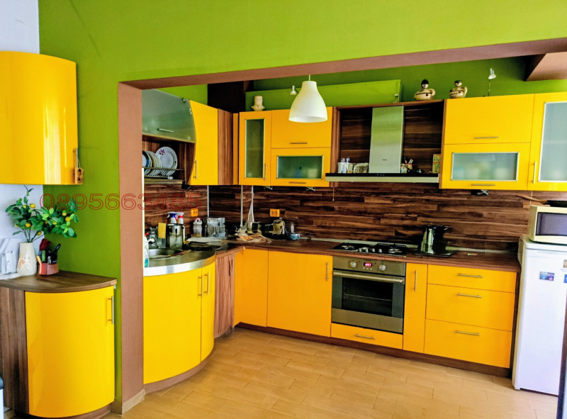 Te koop  3 slaapkamers Stara Zagora , Tsentar , 98 m² | 54317141