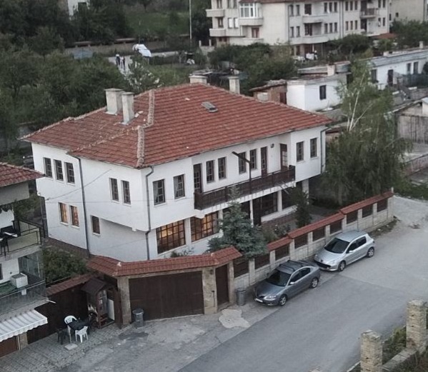 Продава КЪЩА, гр. Котел, област Сливен