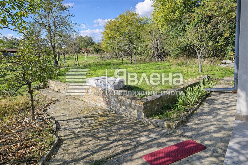 Продава КЪЩА, с. Дъбравино, област Варна, снимка 4 - Къщи - 54221989