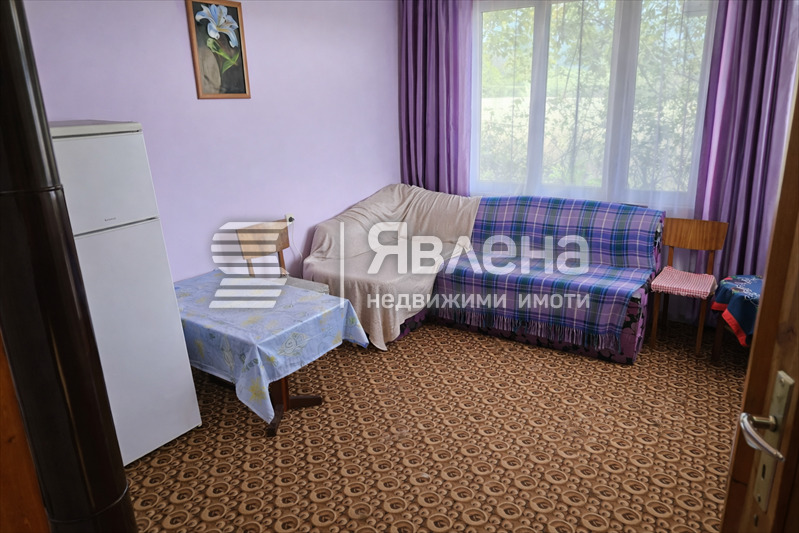 Продава КЪЩА, с. Дъбравино, област Варна, снимка 8 - Къщи - 54221989