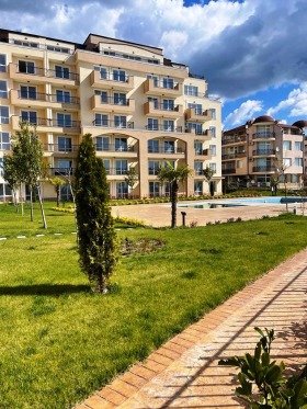 Продава 1-стаен област Бургас гр. Свети Влас - [1] 
