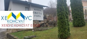 Продажба на имоти в с. Орешак, област Ловеч - изображение 10 