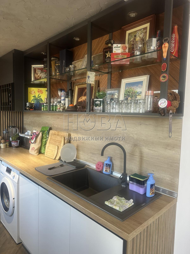 Продава  3-стаен град Русе , Център , 82 кв.м | 42989856 - изображение [2]