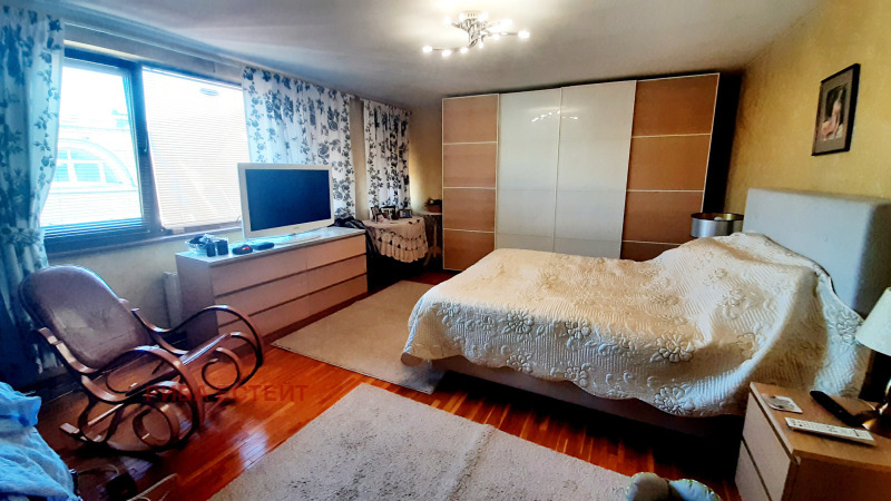 Te koop  3+ slaapkamer Sofia , Belite brezi , 165 m² | 89271240 - afbeelding [6]