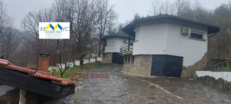 Продава  Хотел област Ловеч , с. Орешак , 400 кв.м | 77756082 - изображение [2]
