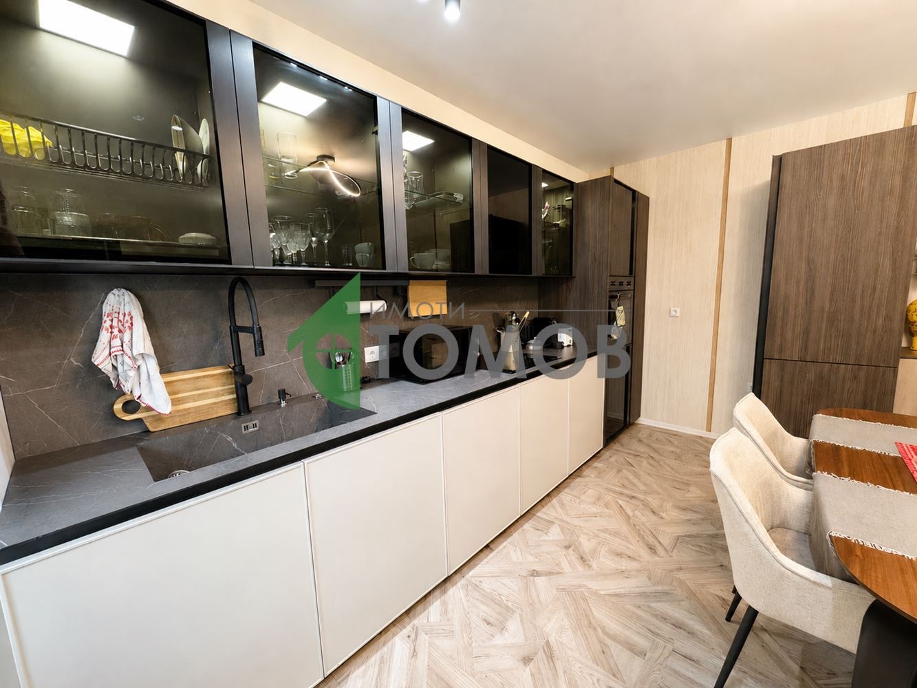 Продава 4-СТАЕН, гр. Шумен, 2-ри корпус, снимка 5 - Апартаменти - 55007923