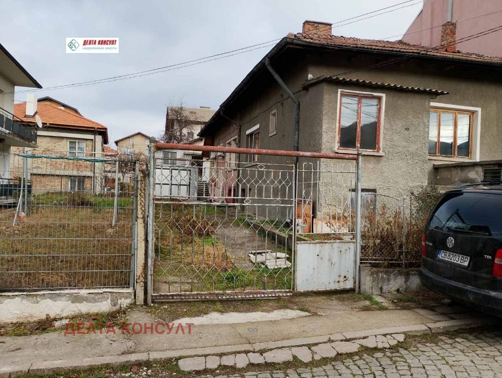 Продава КЪЩА, гр. Перник, Могиличе, снимка 2 - Къщи - 54188160