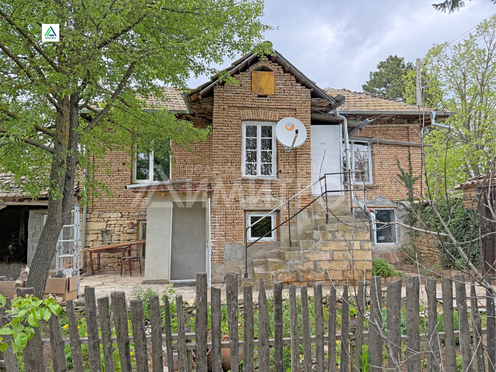 Продава КЪЩА, гр. Нови пазар, област Шумен, снимка 2 - Къщи - 54544319