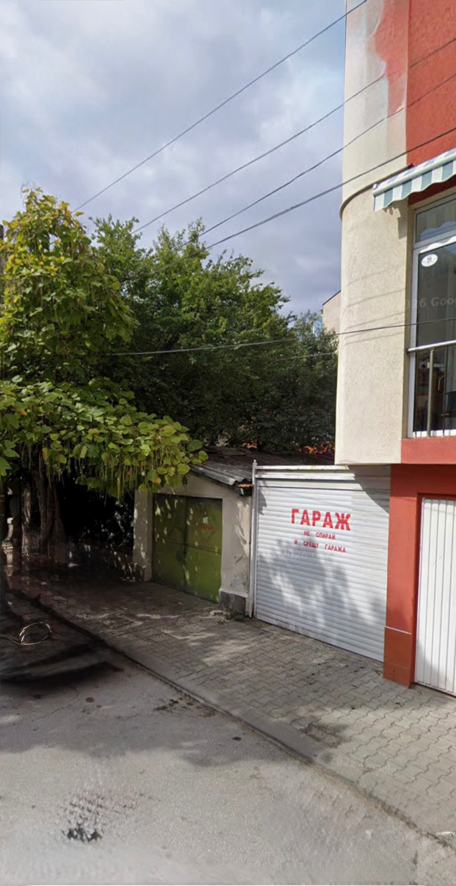 Продава ГАРАЖ, ПАРКОМЯСТО, гр. Пловдив, Център