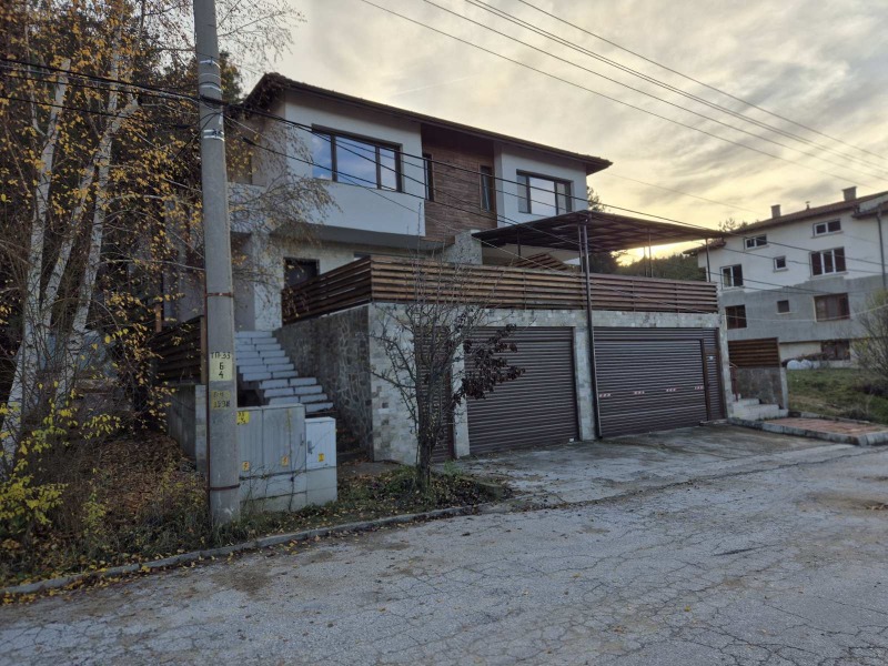 Продава КЪЩА в област Пазарджик, гр. Велинград - 173 кв.м / 147 000 € » 287 507.01 лв., АДРЕС ВЕЛИНГРАД
